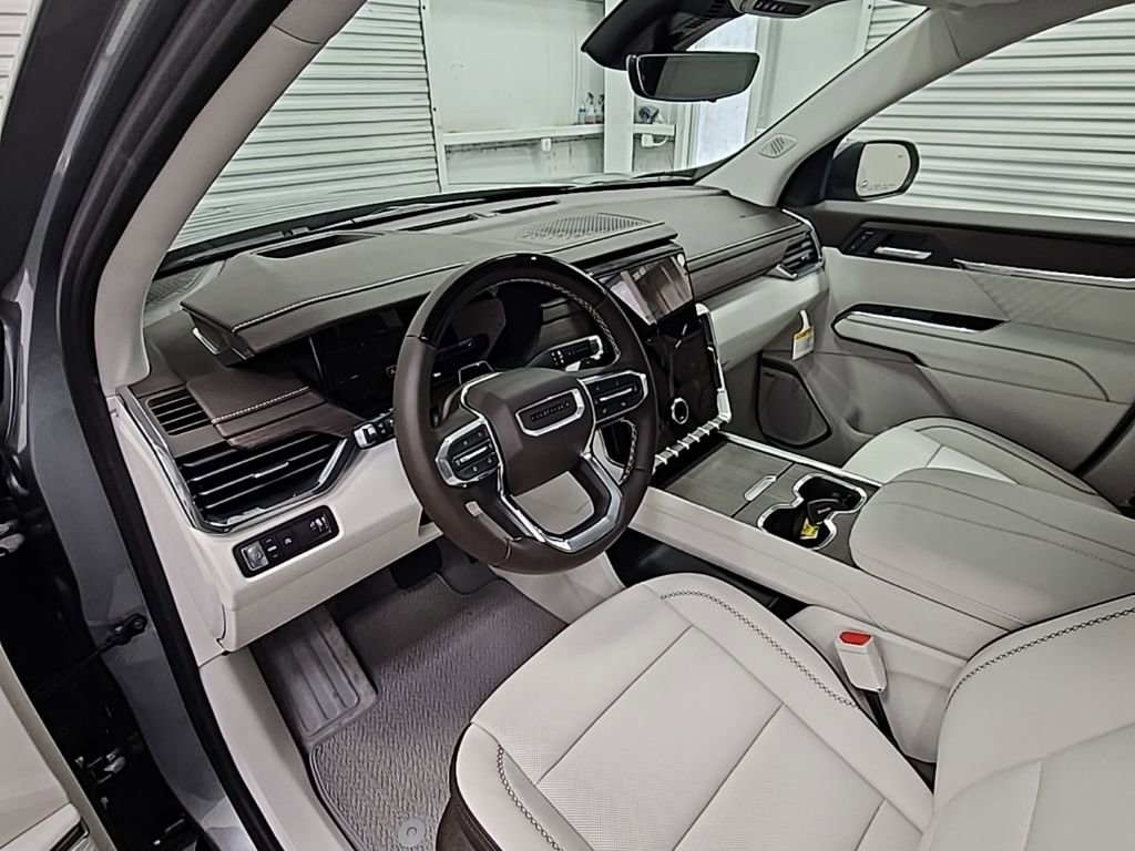 New 2026 GMC Acadia Denali w/ Super Cruise Package image 11