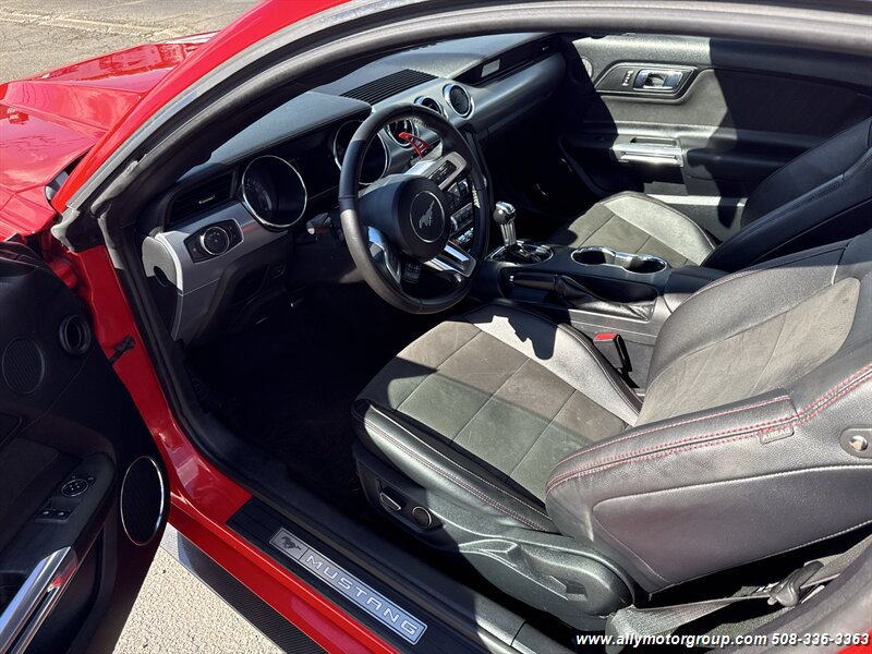 Used 2016 Ford Mustang GT Premium RWD image 17