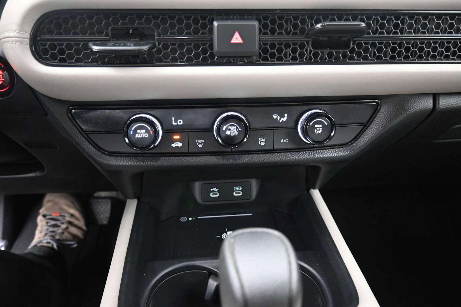 Used 2026 Honda HR-V LX image 9