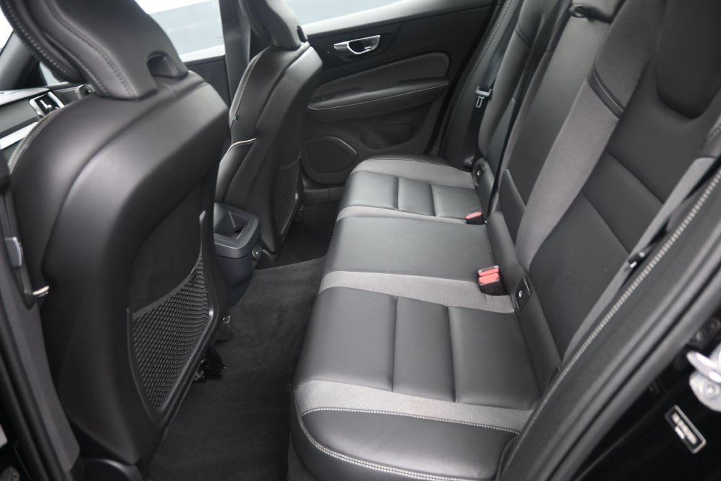 Certified 2024 Volvo S60 B5 Plus FWD image 13