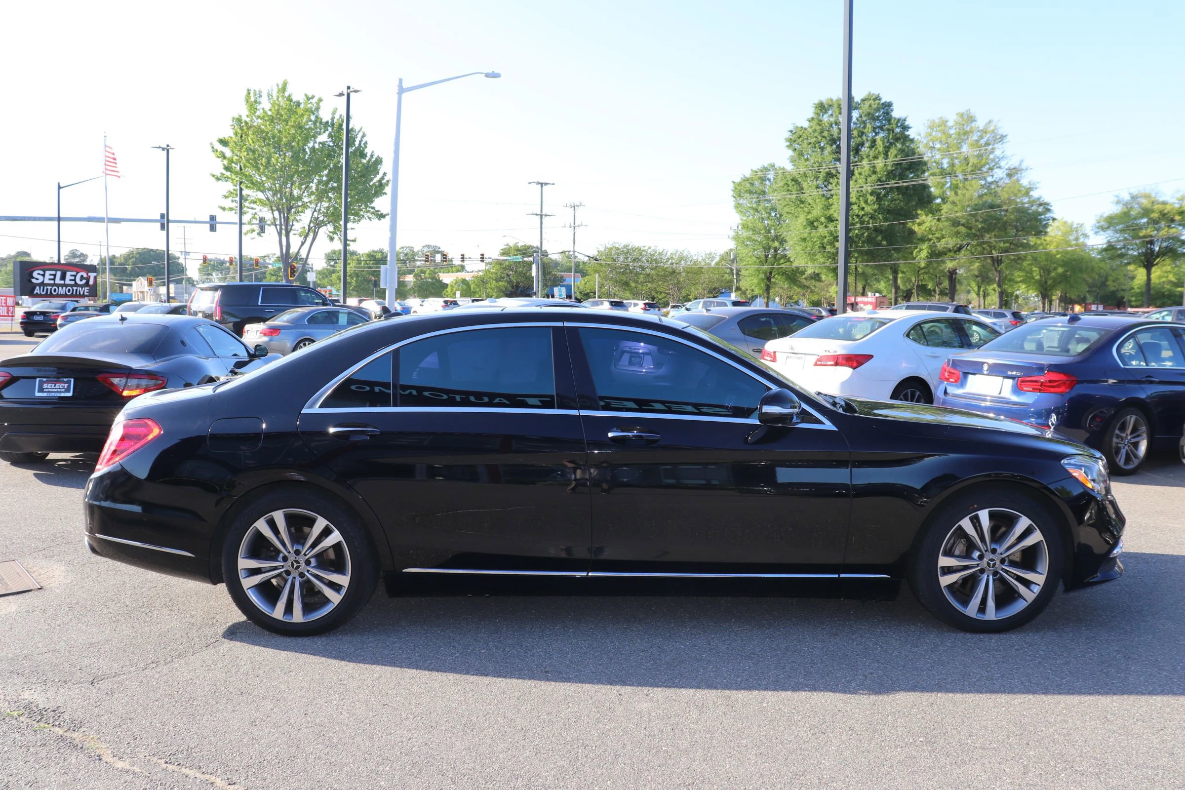 Used 2018 Mercedes-Benz S 450 Sedan image 25