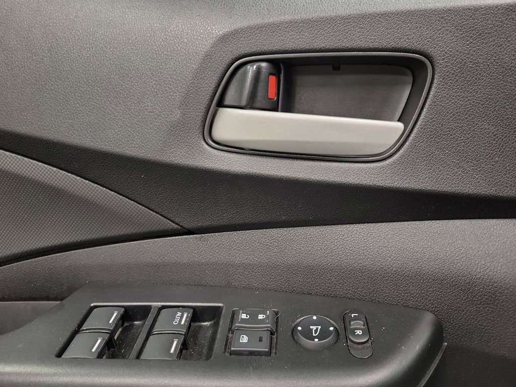 Used 2015 Honda CR-V LX image 19
