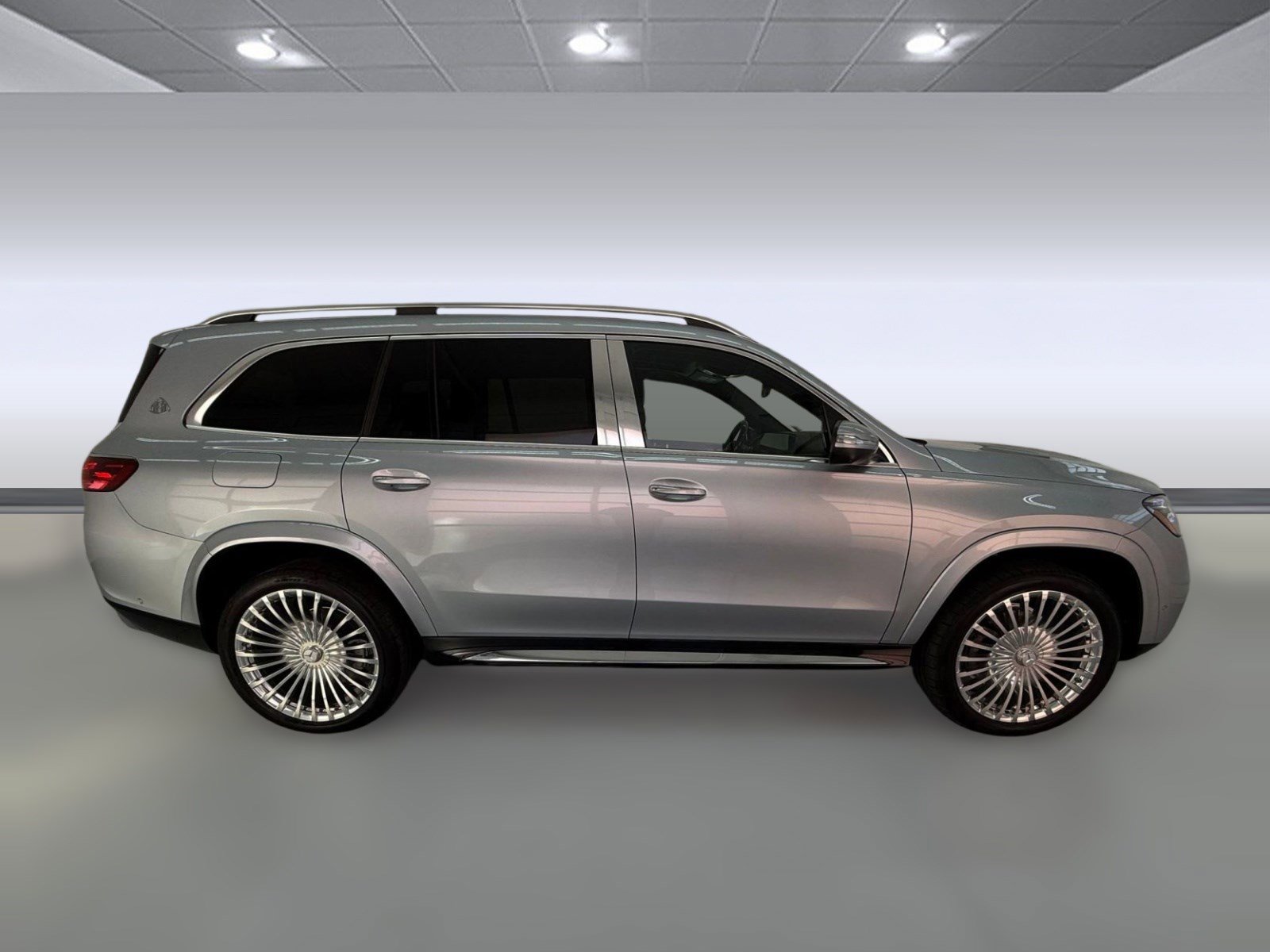 Certified 2025 Mercedes-Benz Maybach GLS 600 4MATIC image 7