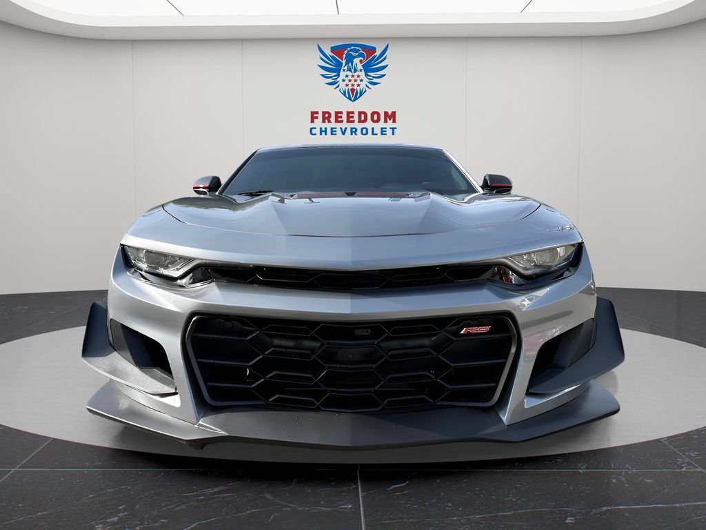 Used 2022 Chevrolet Camaro LT w/ Redline Edition RWD image 10