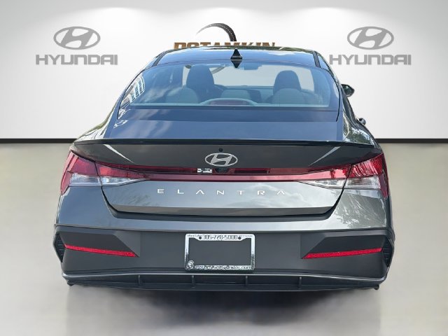 Certified 2026 Hyundai Elantra Sport FWD image 7