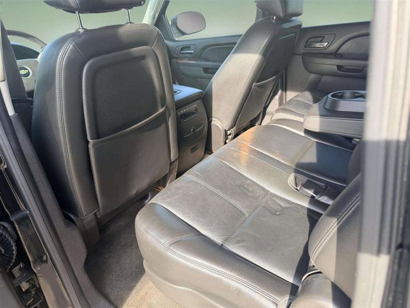Used 2012 Chevrolet Suburban LT w/ Luxury Package image 17