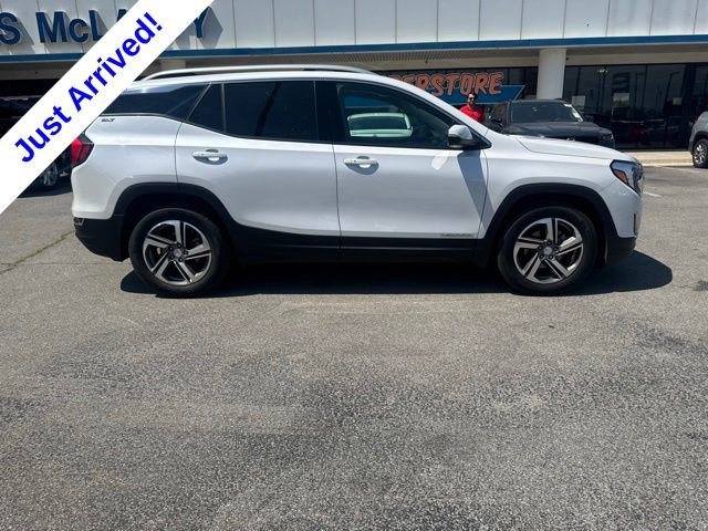 Used 2020 GMC Terrain SLT w/ Preferred Package FWD image 2