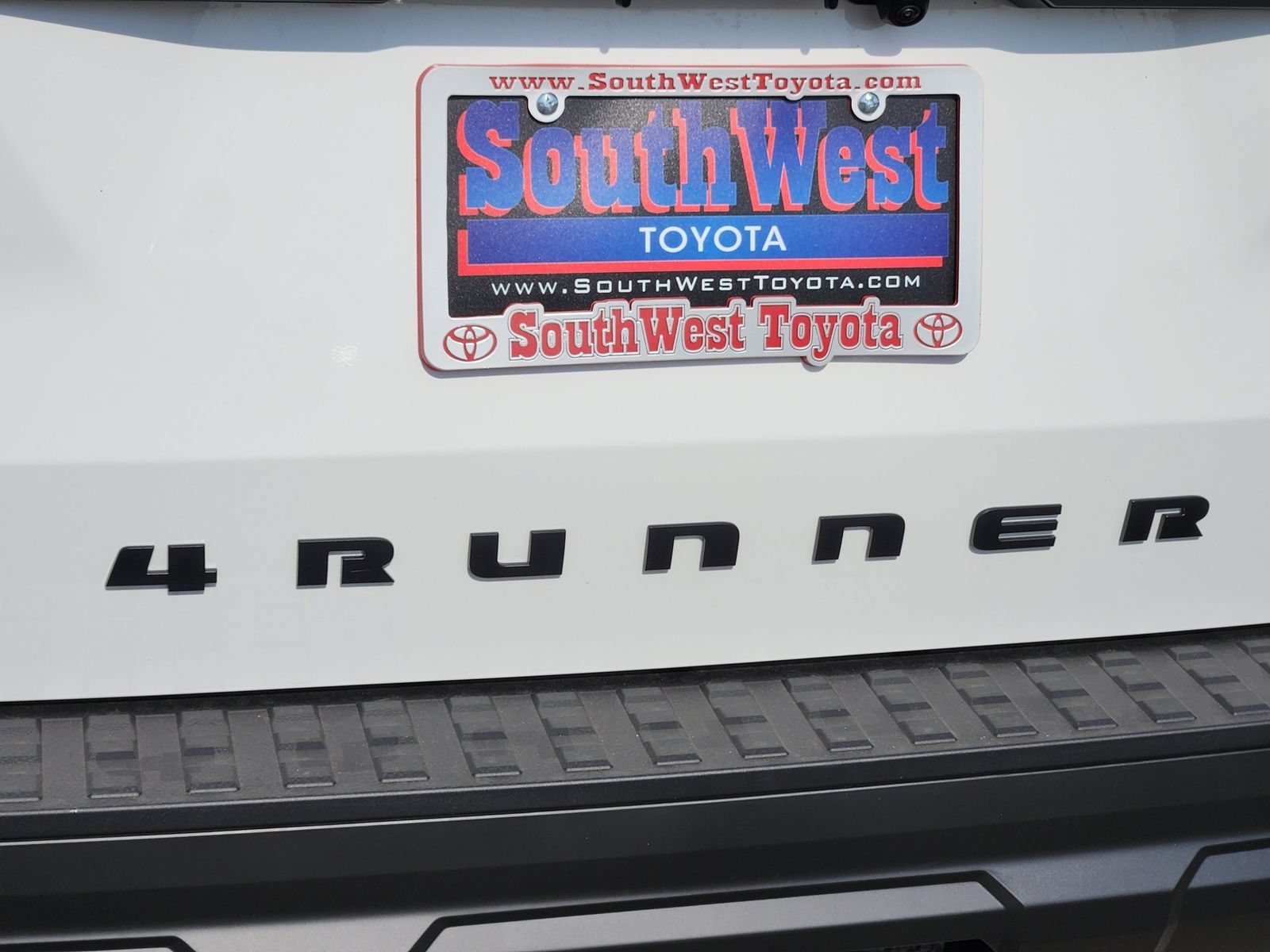 New 2026 Toyota 4Runner SR5 AWD/4WD image 11