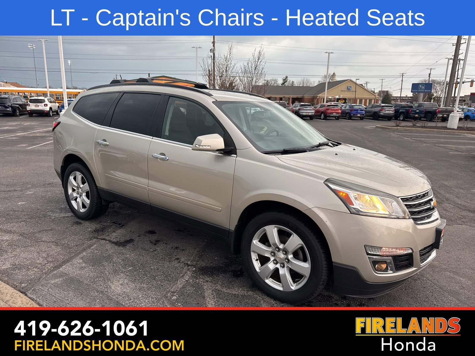 Used 2017 Chevrolet Traverse LT w/ Style and Technology Package image 7
