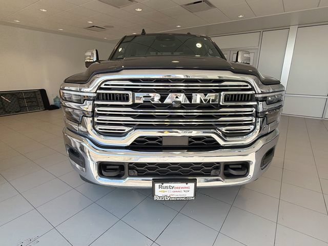 Used 2025 RAM 2500 Laramie AWD/4WD image 2