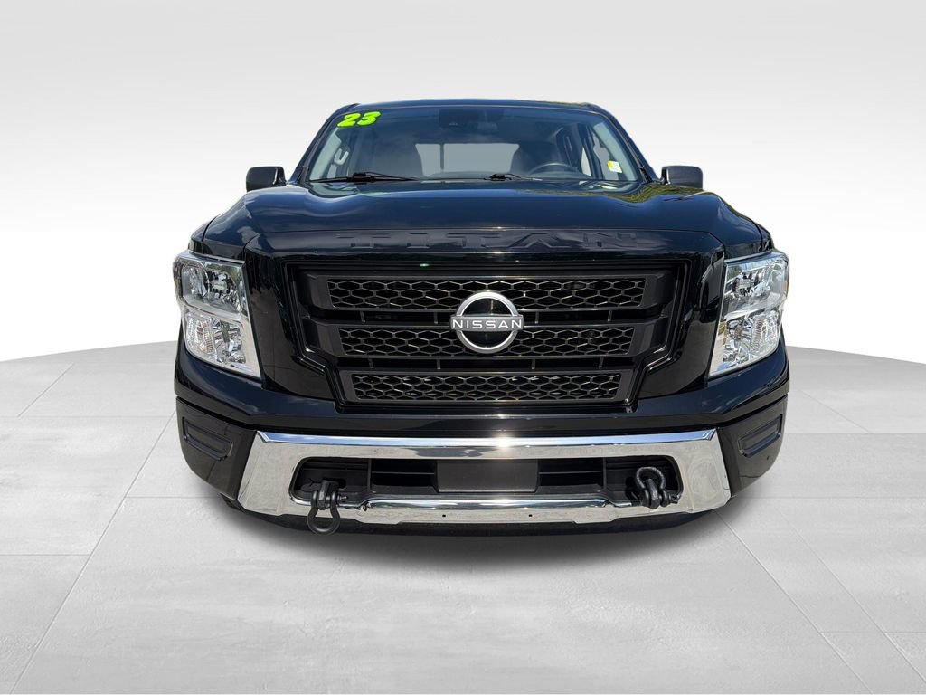 Used 2023 Nissan Titan SV RWD video 2