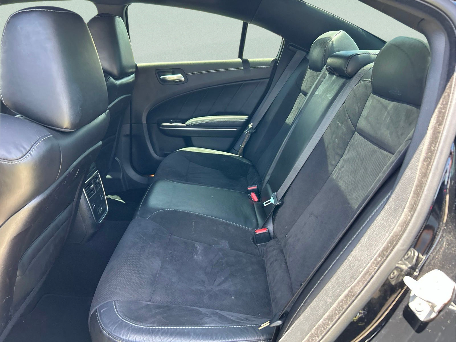 Certified 2019 Dodge Charger Scat Pack w/ Dynamics Package RWD image 10