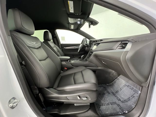Used 2025 Cadillac XT5 Luxury image 28