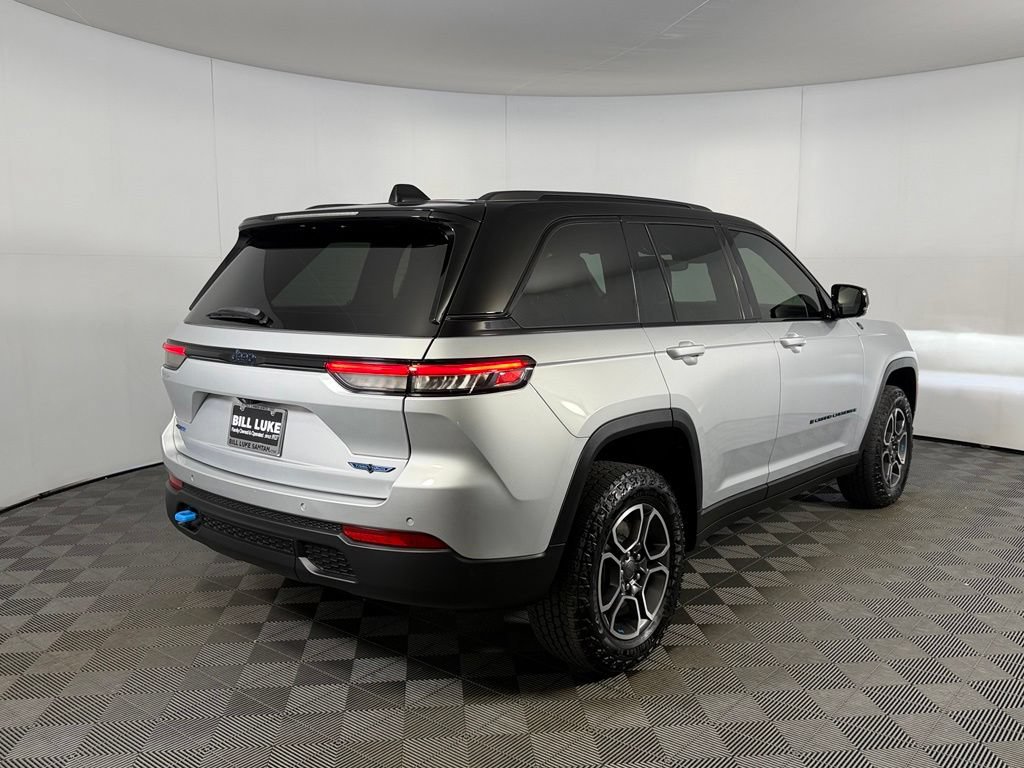 Used 2023 Jeep Grand Cherokee Trailhawk AWD/4WD image 6