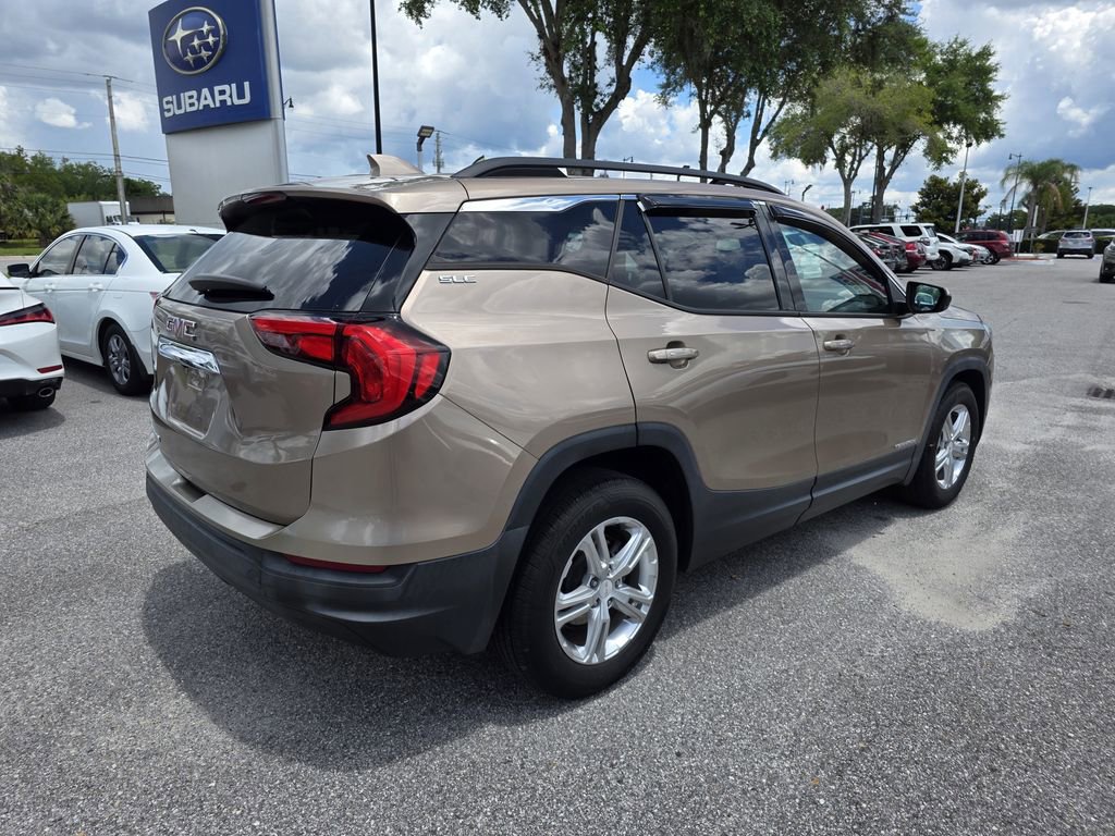 Used 2018 GMC Terrain SLE w/ Driver Convenience Package FWD image 3