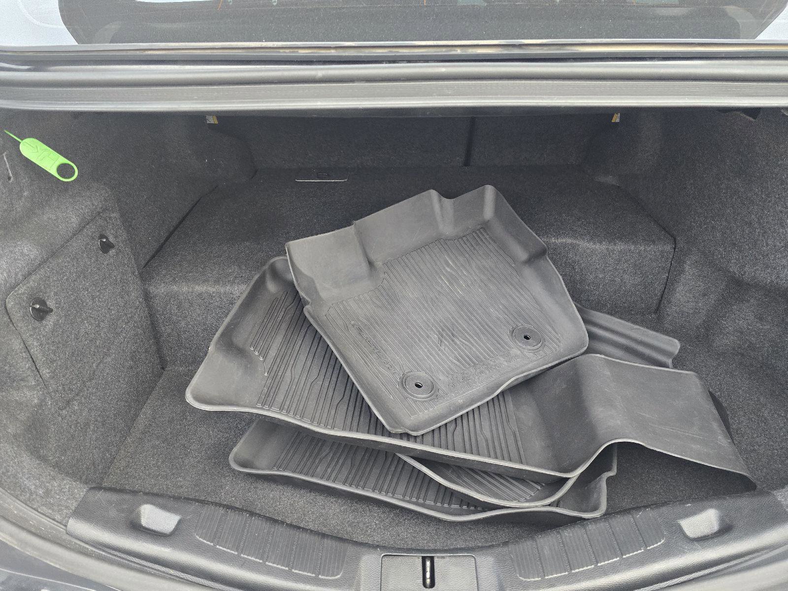 Used 2019 Ford Fusion SE image 22