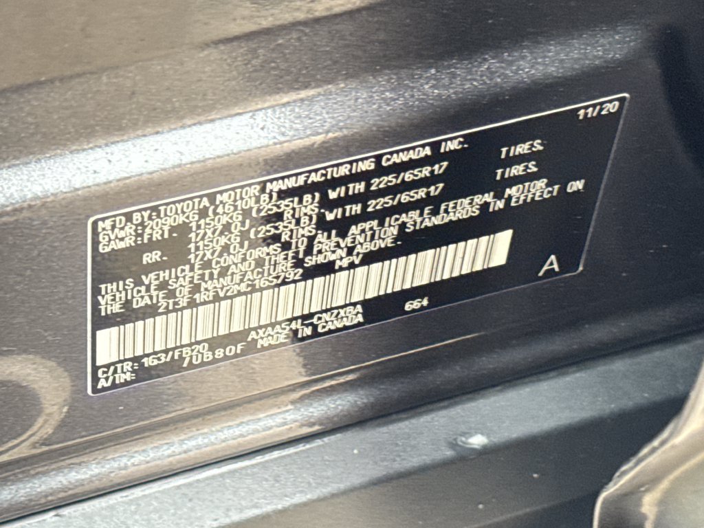 Used 2021 Toyota RAV4 LE AWD/4WD image 46