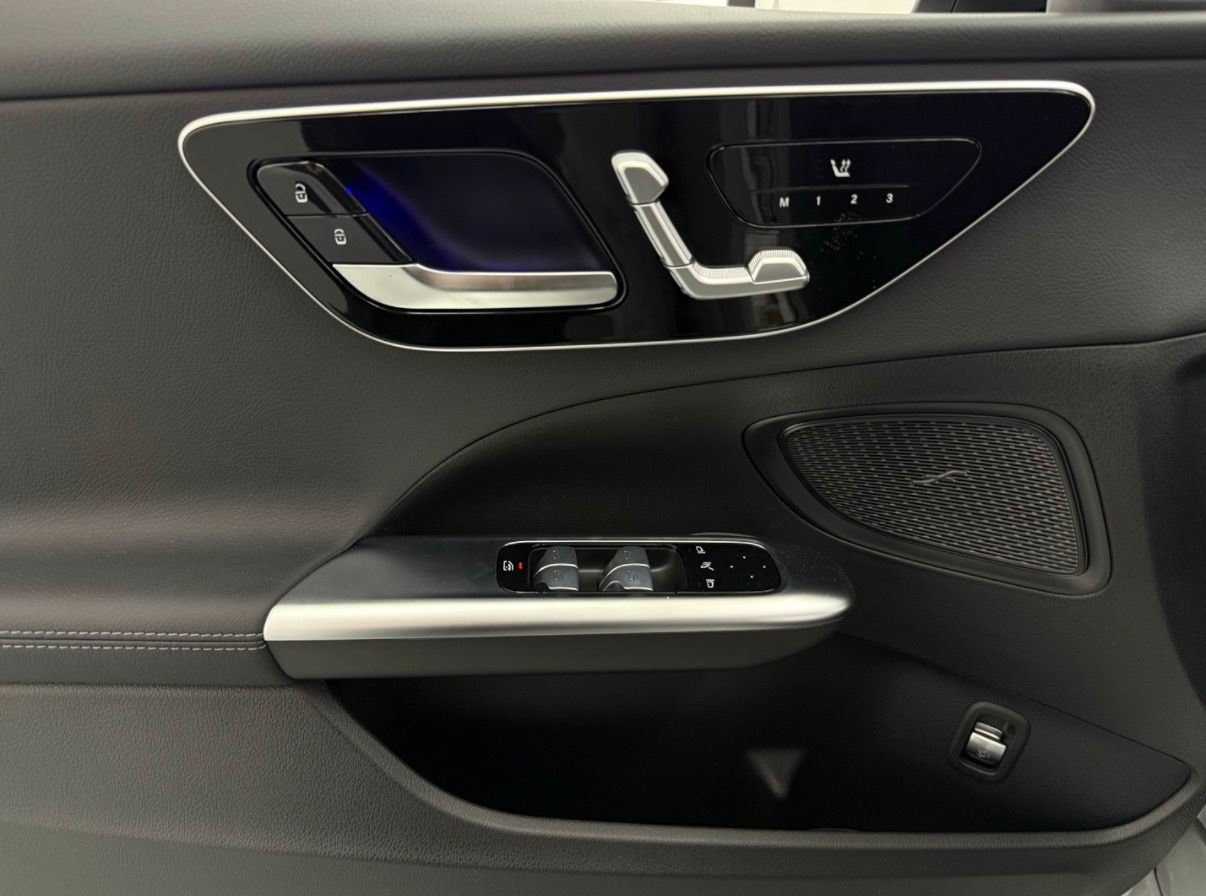 New 2026 Mercedes-Benz C 300 Sedan image 11