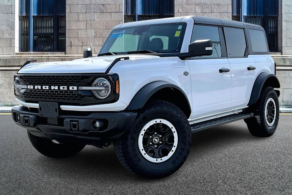 Certified 2023 Ford Bronco Wildtrak image 2
