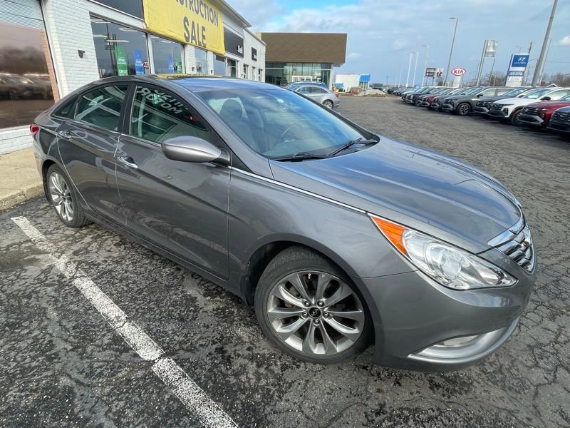 Used 2011 Hyundai Sonata SE w/ Navigation & Sunroof Pkg 4 image 6