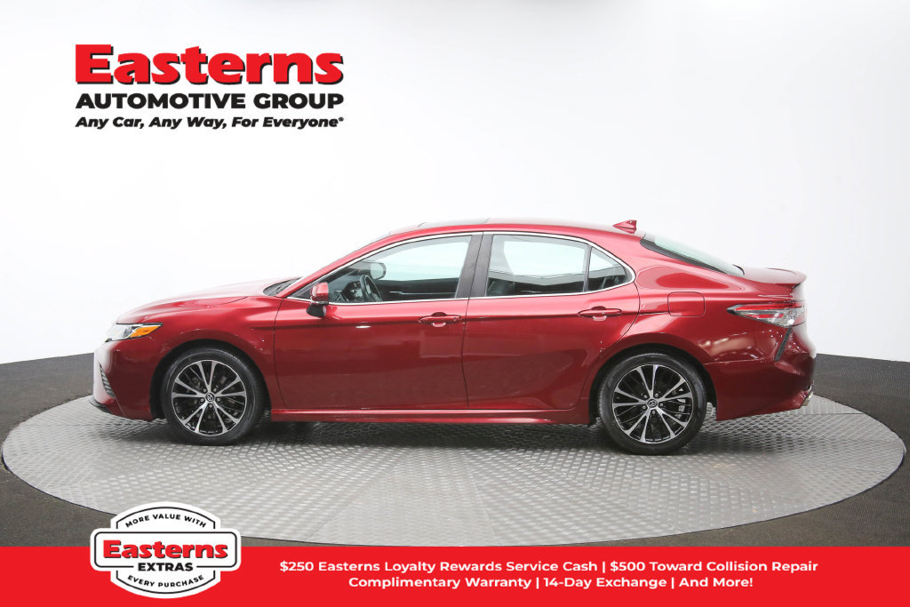Used 2018 Toyota Camry SE w/ Audio Package FWD image 62