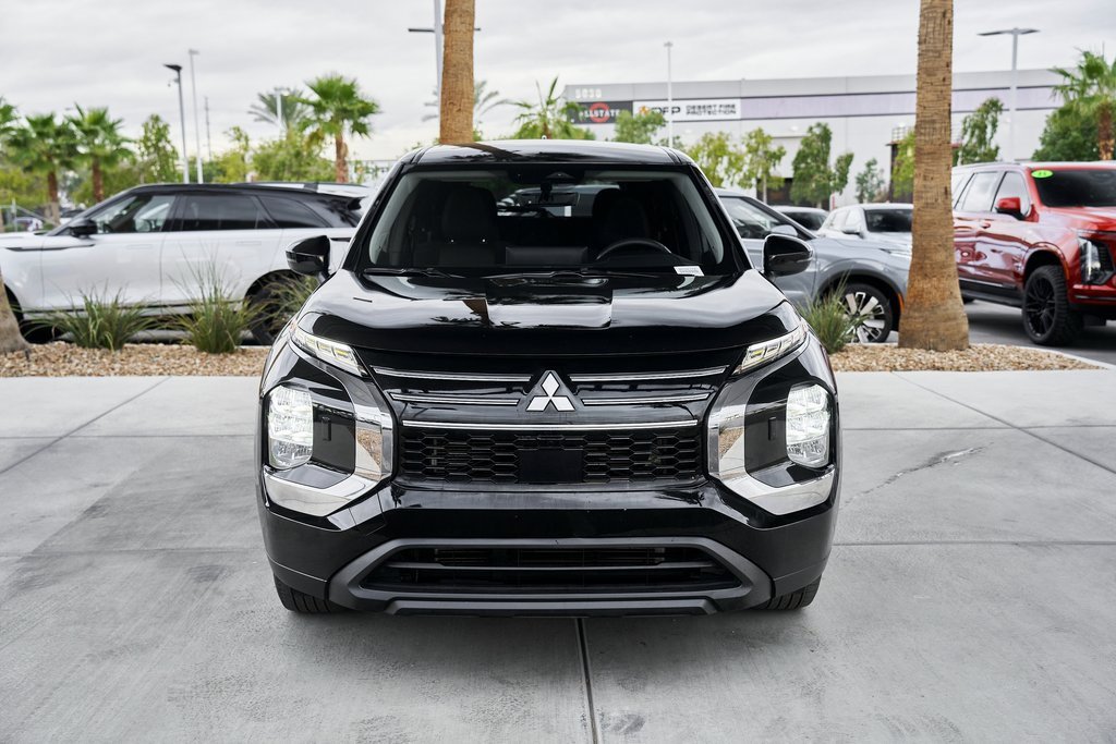 Used 2025 Mitsubishi Outlander ES image 6