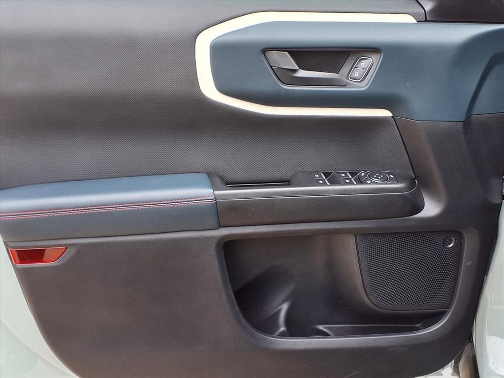 Used 2024 Ford Bronco Sport Heritage w/ Heritage Convenience Package image 17