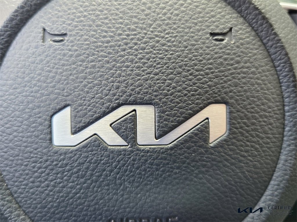 Certified 2023 Kia Seltos S image 29