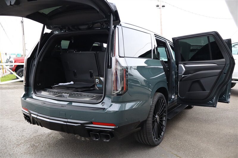 Used 2026 Cadillac Escalade V w/ LPO, ONYX Package AWD/4WD image 40