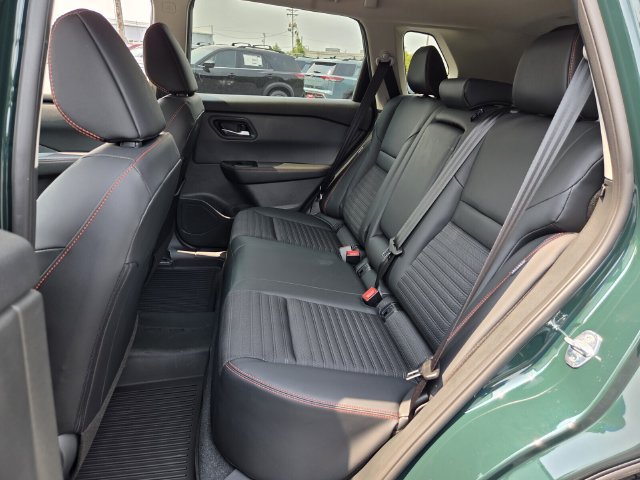 New 2026 Nissan Rogue SV AWD/4WD image 10