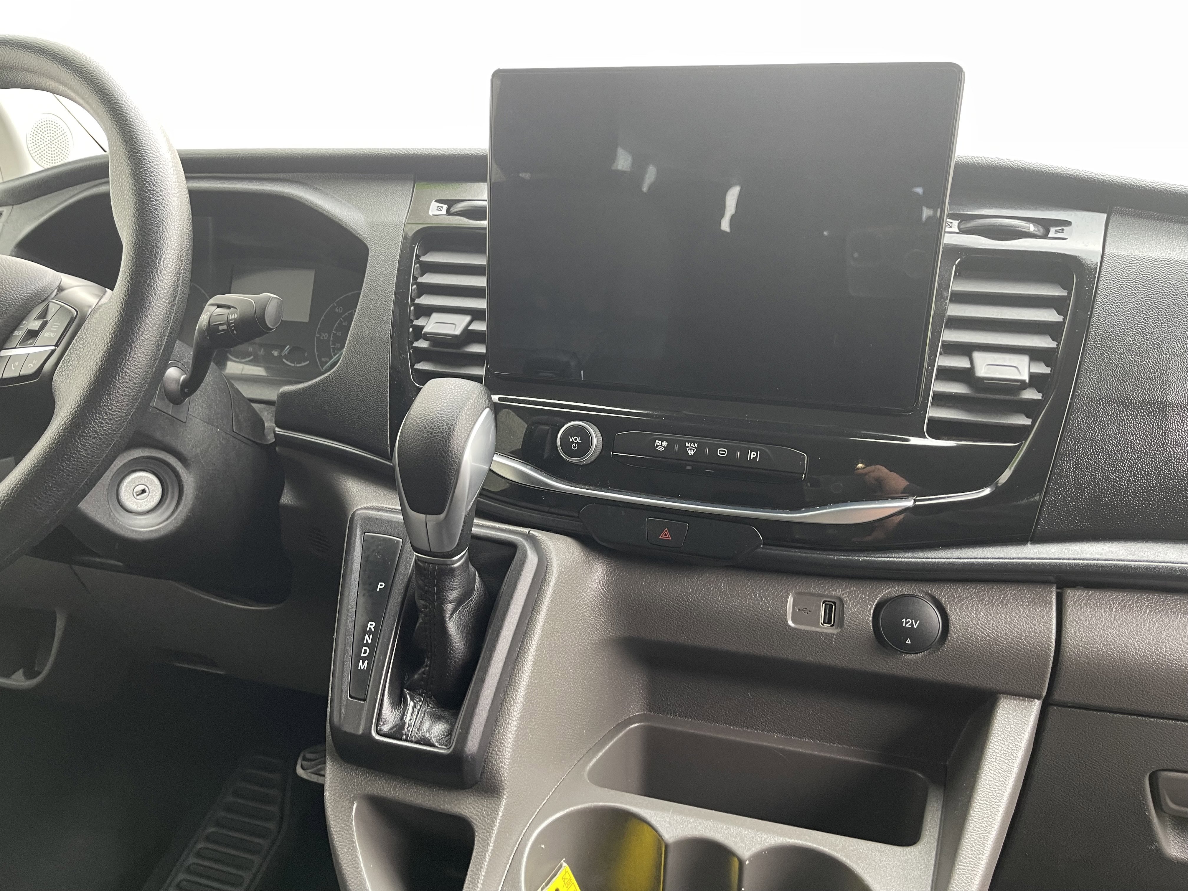 Used 2023 Ford Transit 350 XLT image 23