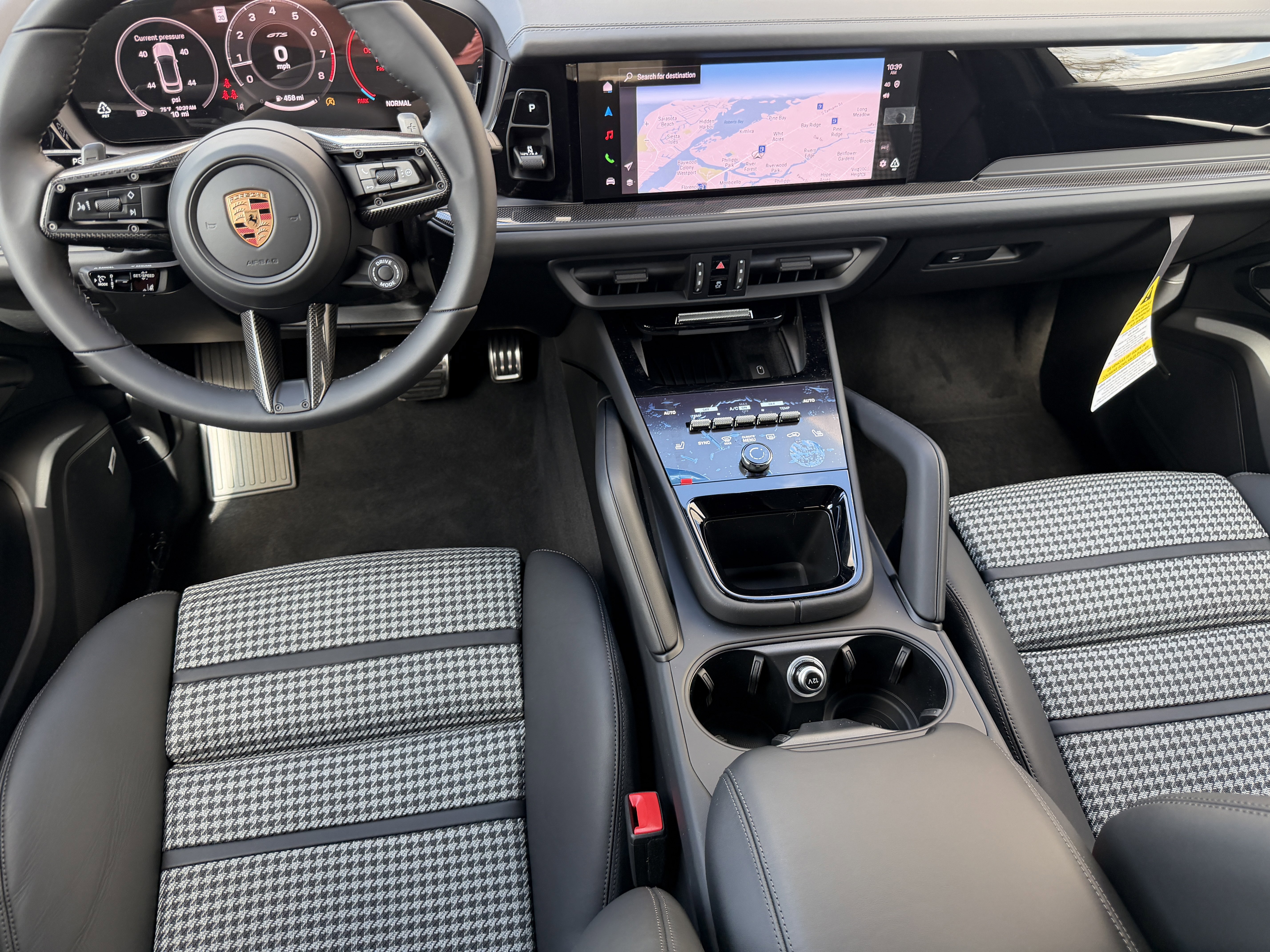 New 2026 Porsche Cayenne GTS image 19