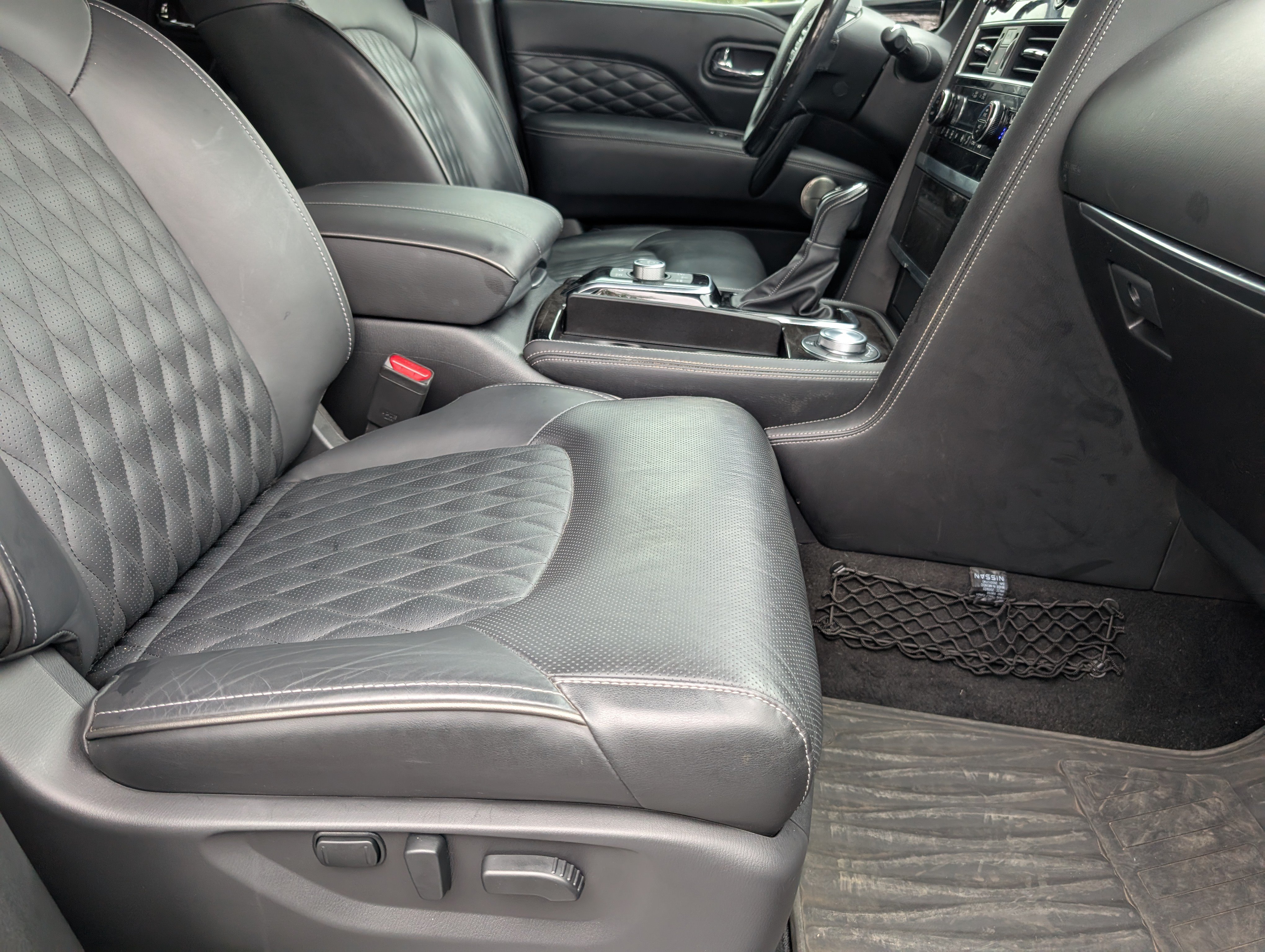 Used 2024 INFINITI QX80 Sensory AWD/4WD image 28