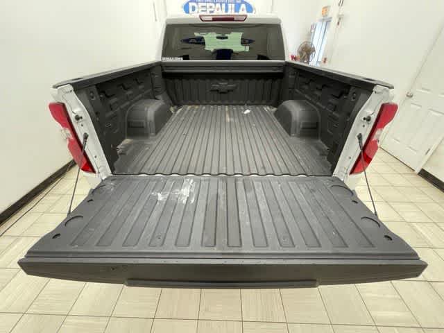 Used 2022 Chevrolet Silverado 1500 RST w/ Redline Edition AWD/4WD image 13