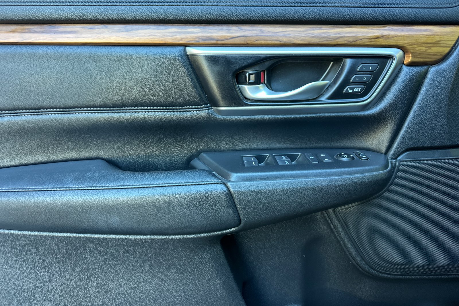 Used 2019 Honda CR-V EX-L image 11