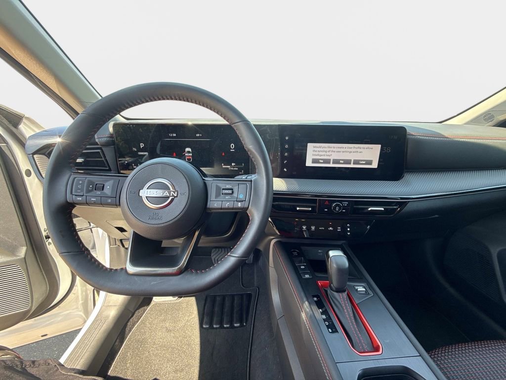 Used 2025 Nissan Kicks SR image 25