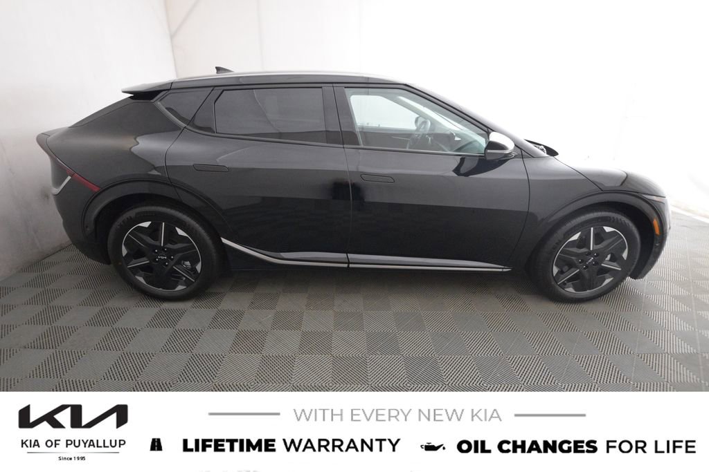 New 2025 Kia EV6 Wind image 4
