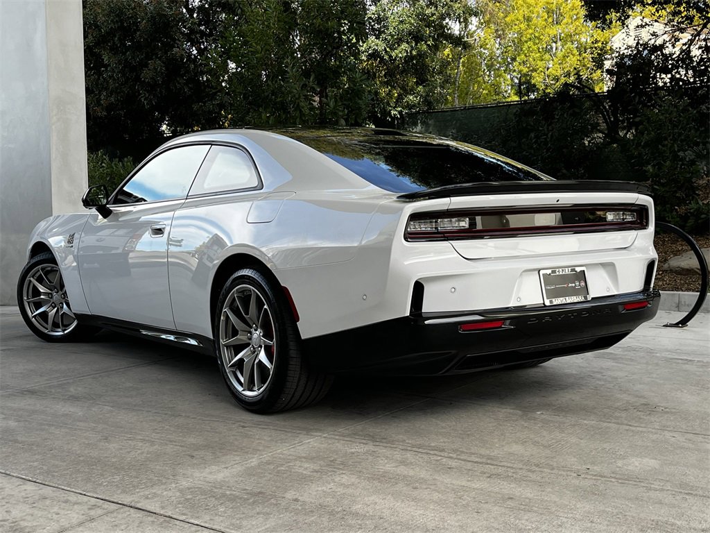 New 2025 Dodge Charger R/T Scat Pack w/ Track Pack image 4