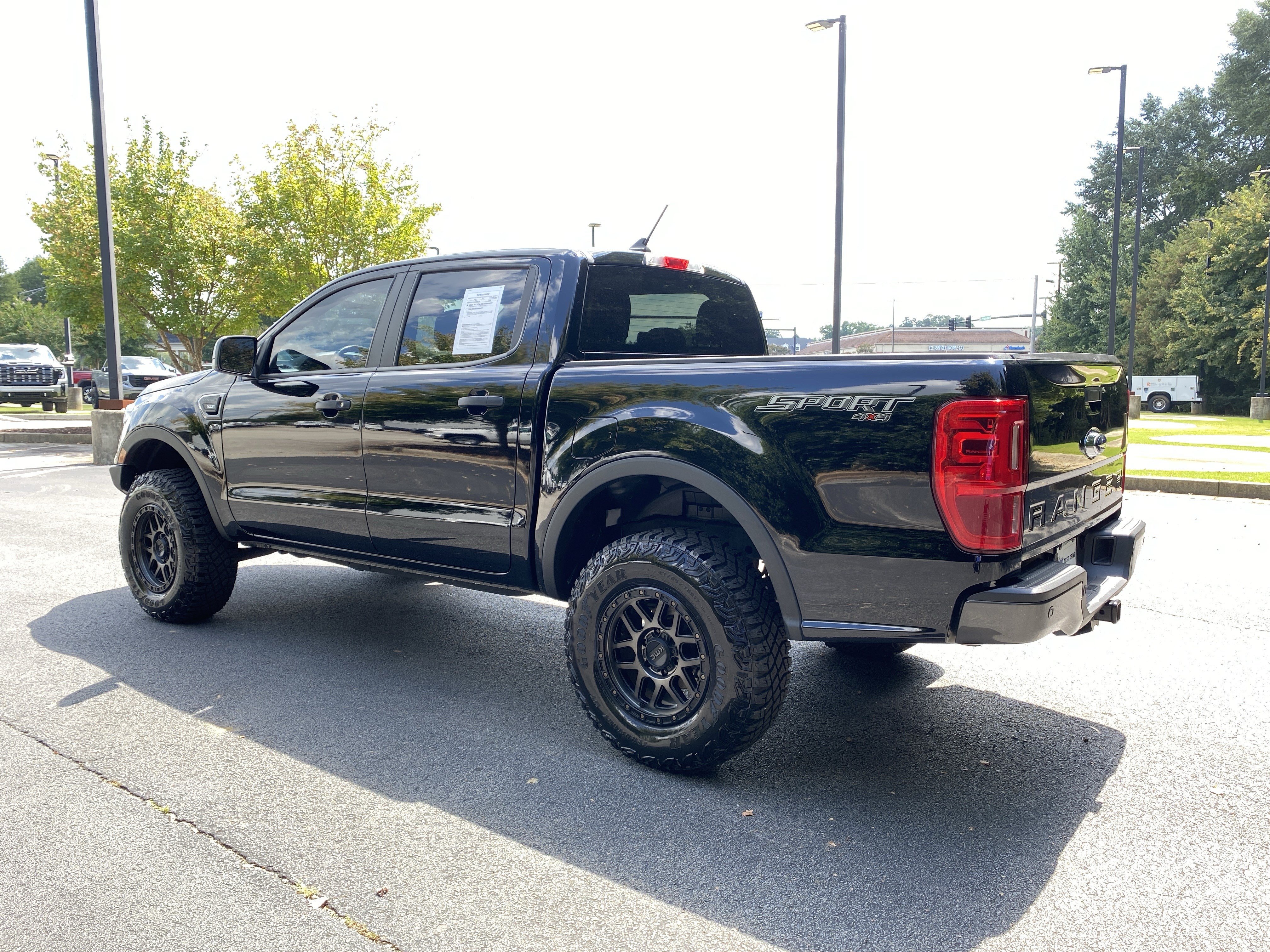 Used 2022 Ford Ranger XLT w/ Equipment Group 301A Mid AWD/4WD image 7