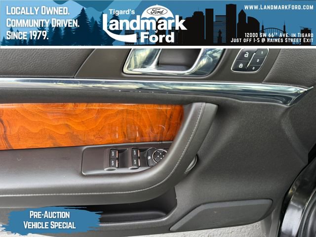 Used 2015 Lincoln MKS AWD w/ Equipment Group 201A image 13