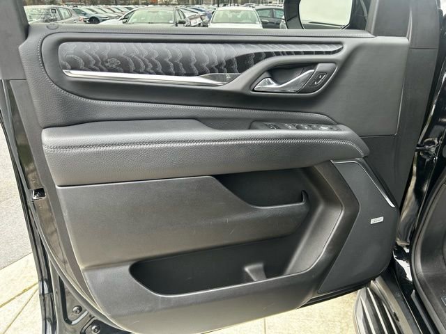 Used 2024 GMC Yukon XL Denali image 13