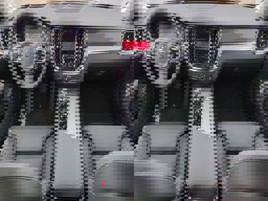 New 2026 Volvo V60 B5 Cross Country Ultra w/ Protection Package Premier image 15