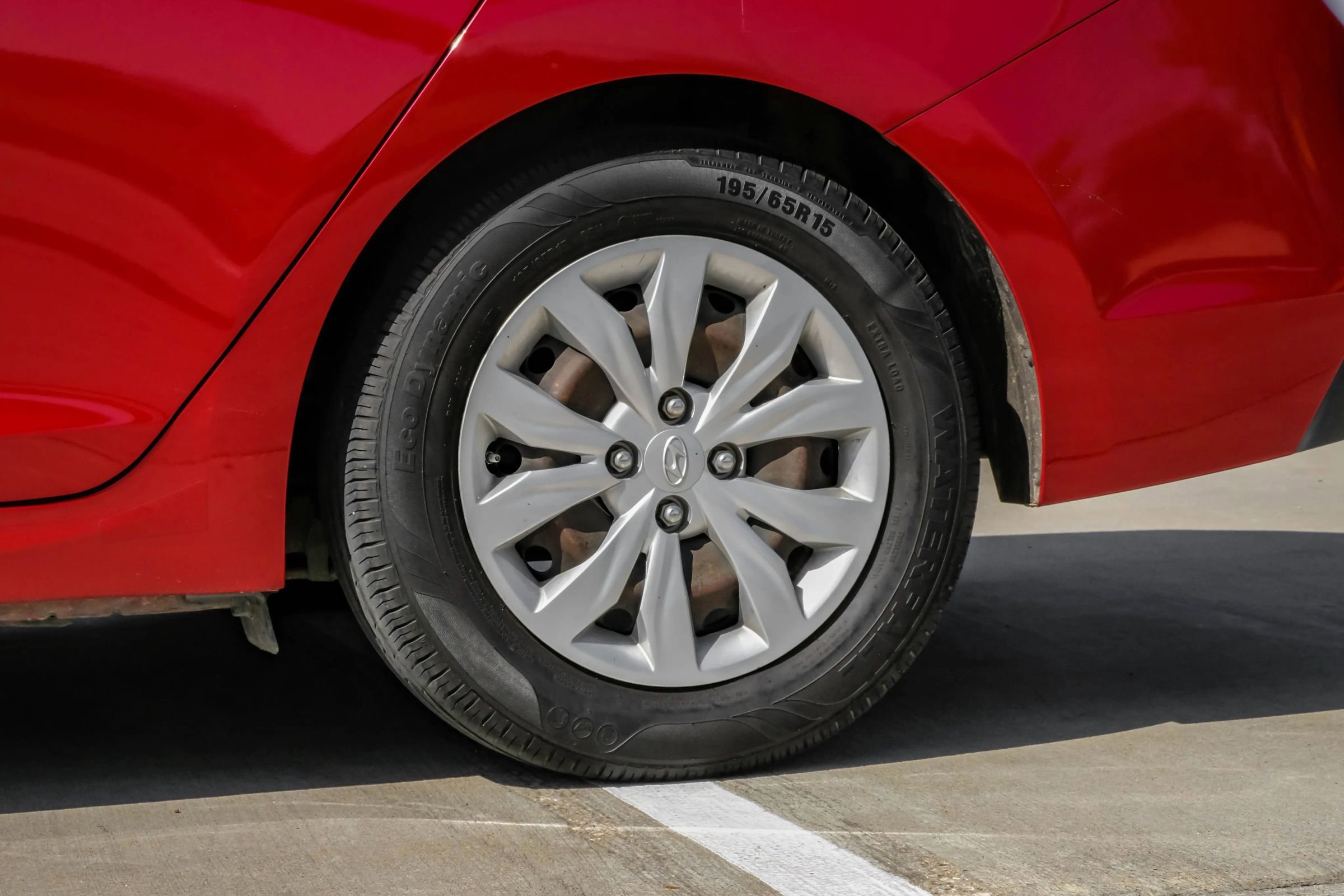 Used 2020 Hyundai Accent SE image 59