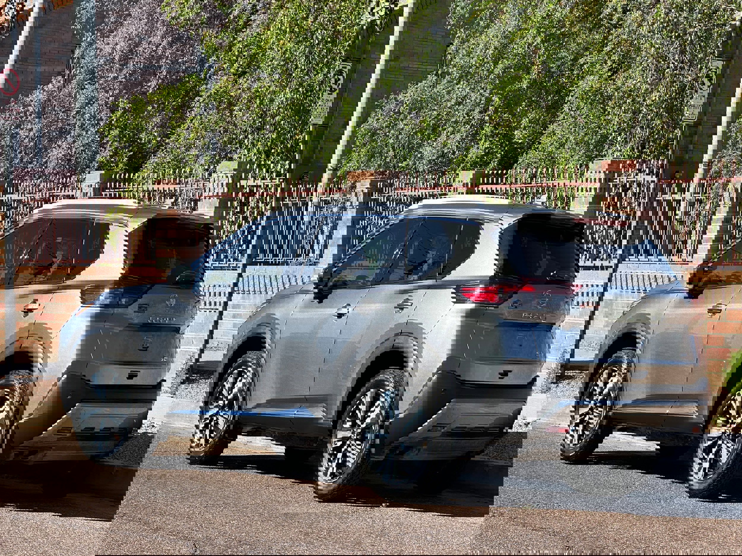 Used 2022 Nissan Rogue SL FWD image 4