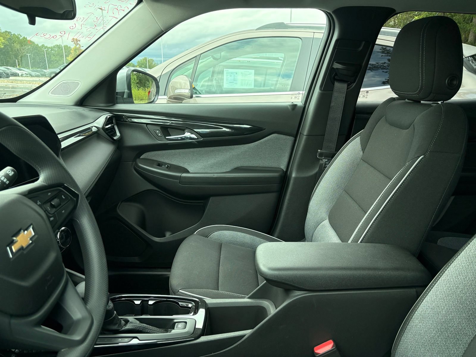 Used 2026 Chevrolet TrailBlazer LT FWD image 7