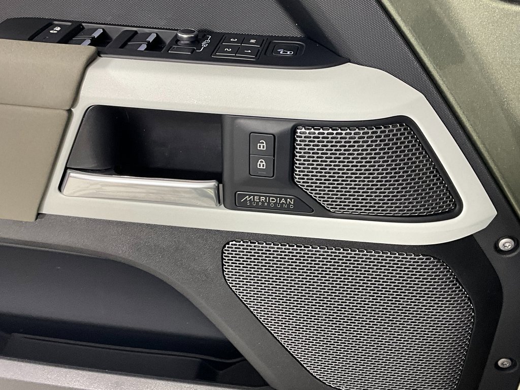 Certified 2023 Land Rover Defender 110 SE image 18