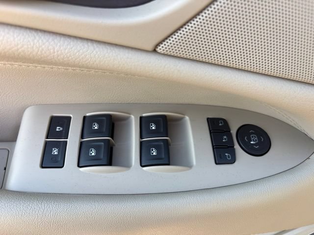 Used 2016 Cadillac Escalade ESV Premium AWD/4WD image 10