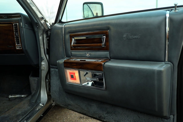 Used 1986 Cadillac Brougham Brougham image 22