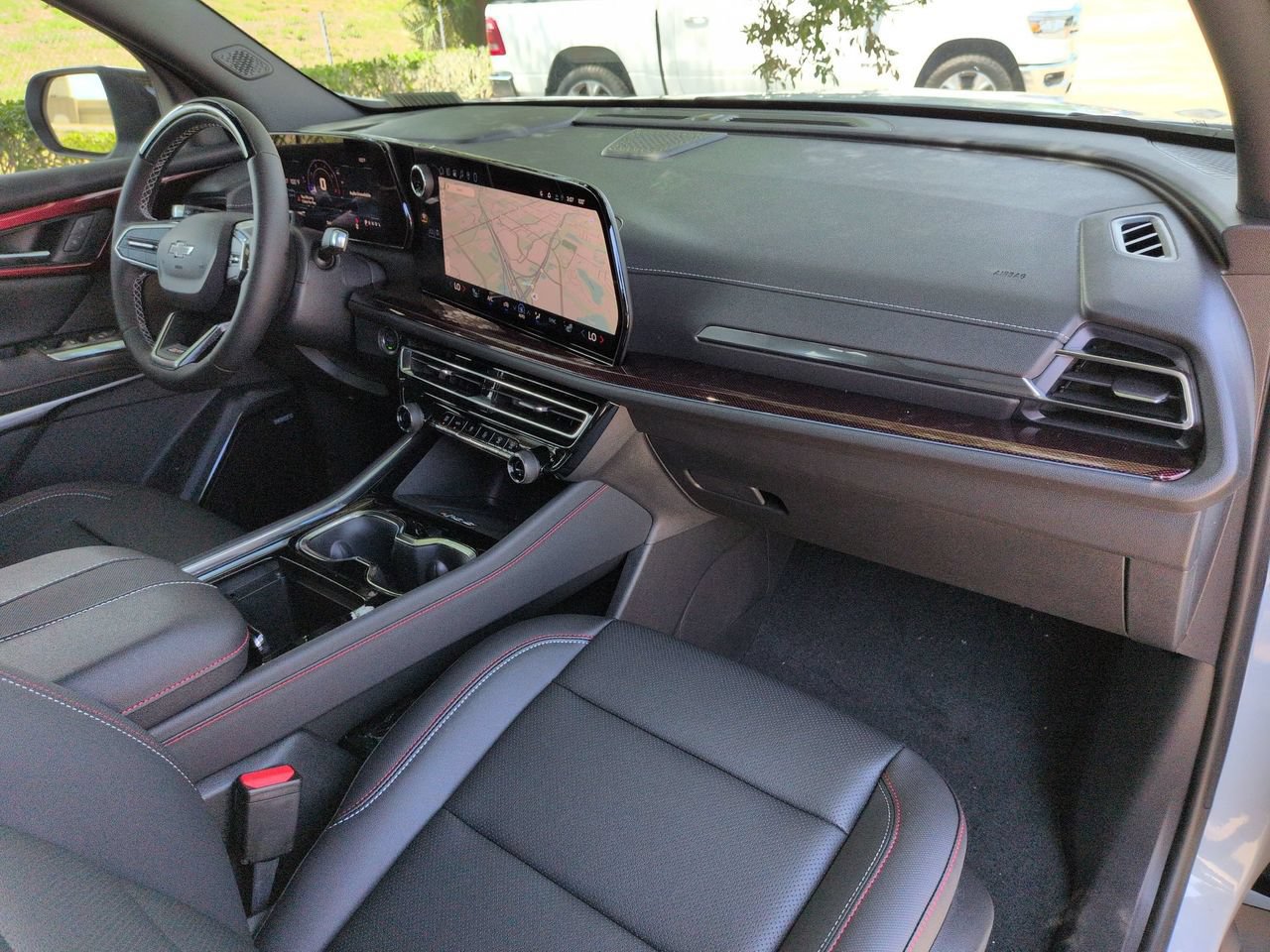 New 2026 Chevrolet Traverse Z71 w/ Enhanced Driving Package AWD/4WD image 26