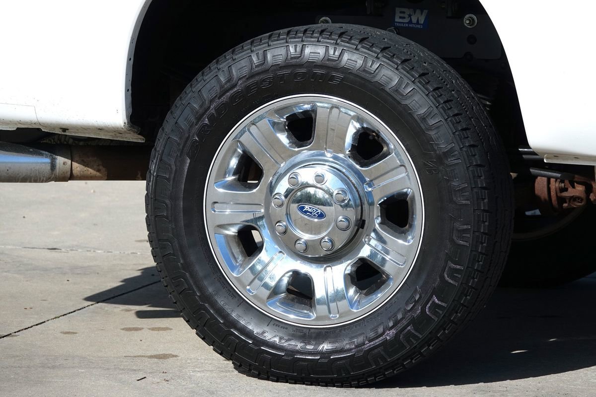 Used 2015 Ford F250 Lariat w/ Chrome Package image 47